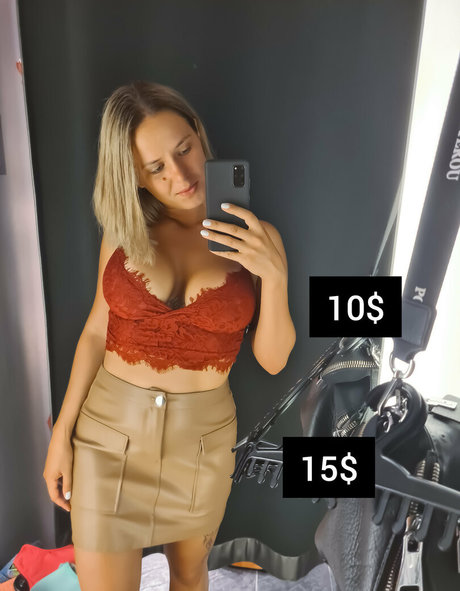 anna monik xxxポルノスター 写真