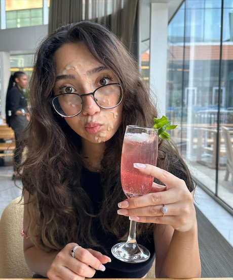 Sabrina Pezeshkian セクシー女優 写真