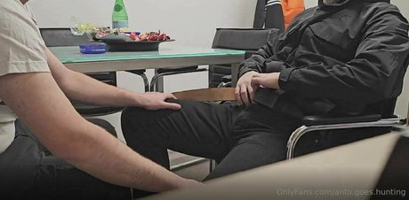 スマイルオンリーファンズ ポルノ 写真