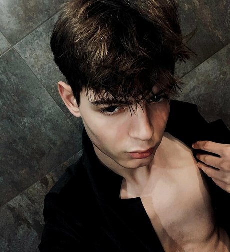 バスルームファックOnlyFans アートポルノ 写真