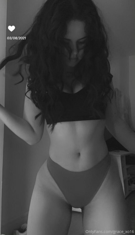 つま先オンリーファン ホットセクシー 画像