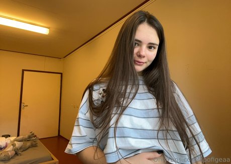 無修正オンリーファンズ ヌード 写真