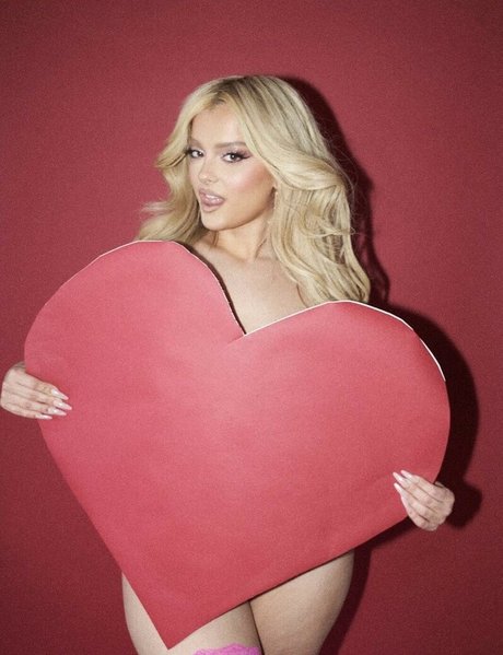 Bebe Rexha 無料モデル 写真