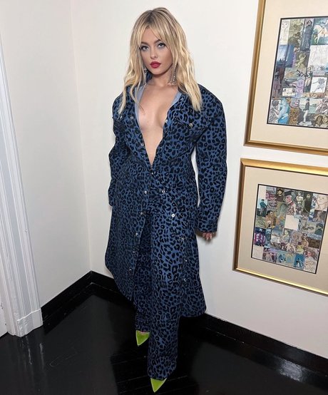 Bebe Rexha アダルトモデル 画像