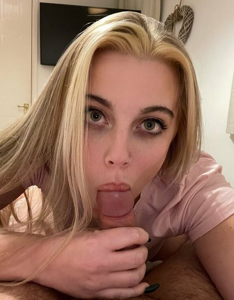 OnlyFansの普及 ホットセクシー アーカイブ