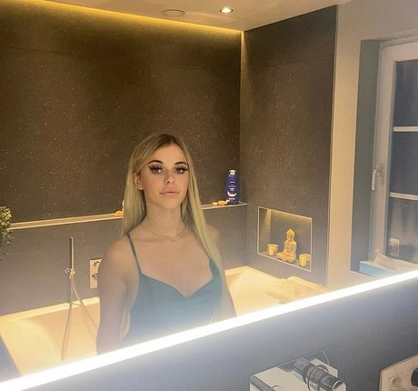 ハンズオンリーファン セクシー裸 アーカイブ