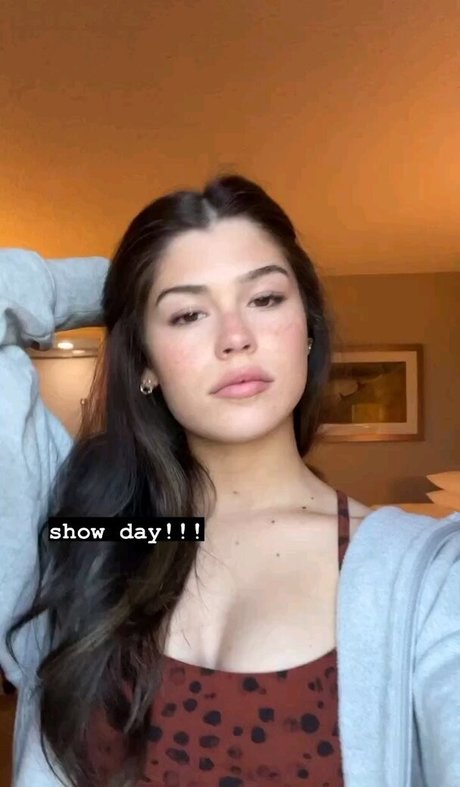 Dylan Conrique ポルノスター セックス ギャラリー