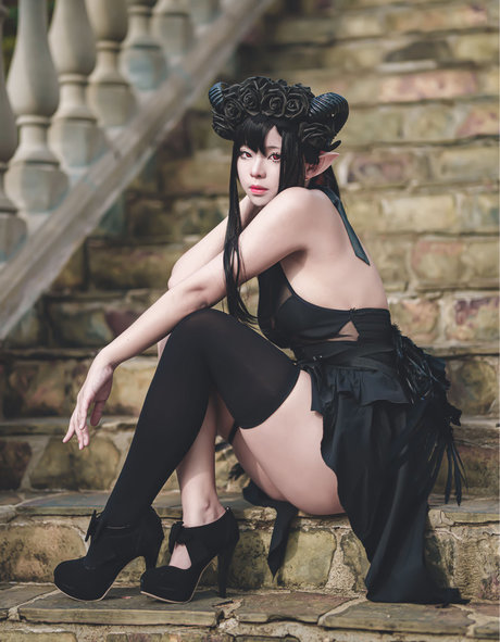 ritheania c ポルノスター 美しい 写真