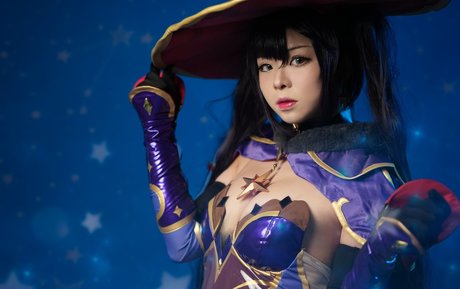 ritheania c アダルトスター 画像