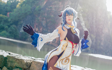 ritheania c エロティックなスター 画像