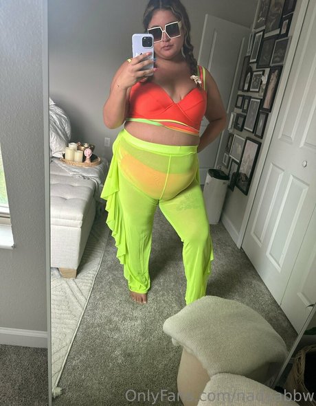 熟女の足オンリーファンズ HD 写真