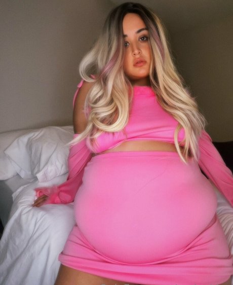 ワークアウト オンリーファンズ セクシー裸 画像