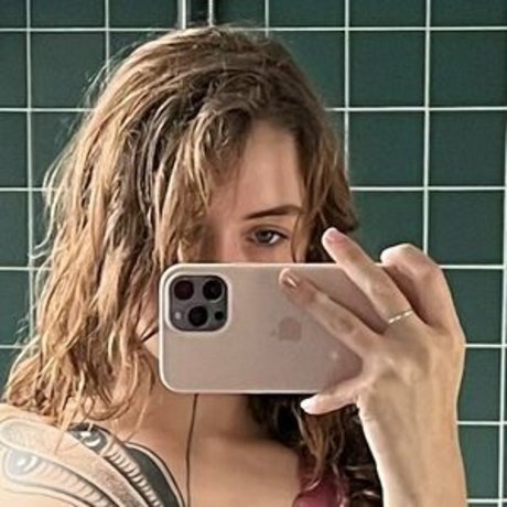 巨乳ティーンオンリーファンズ ポルノ 写真