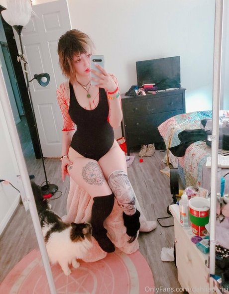 dahliaparisi 高品質モデル ギャラリー