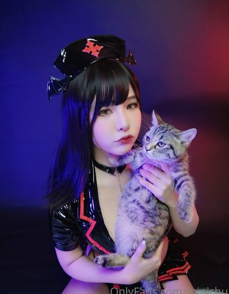 ヌードオンリーファンズ ポルノ アーカイブ