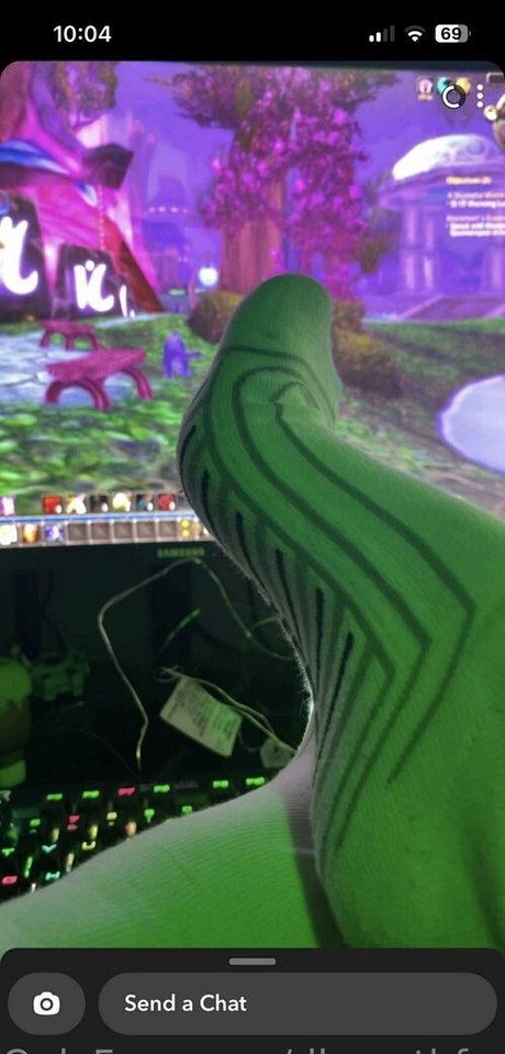 ボールズオンリーファンズ セクシーヌード 写真