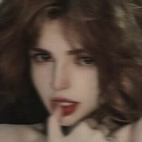 ralucagranola ポルノスター セクシー 画像