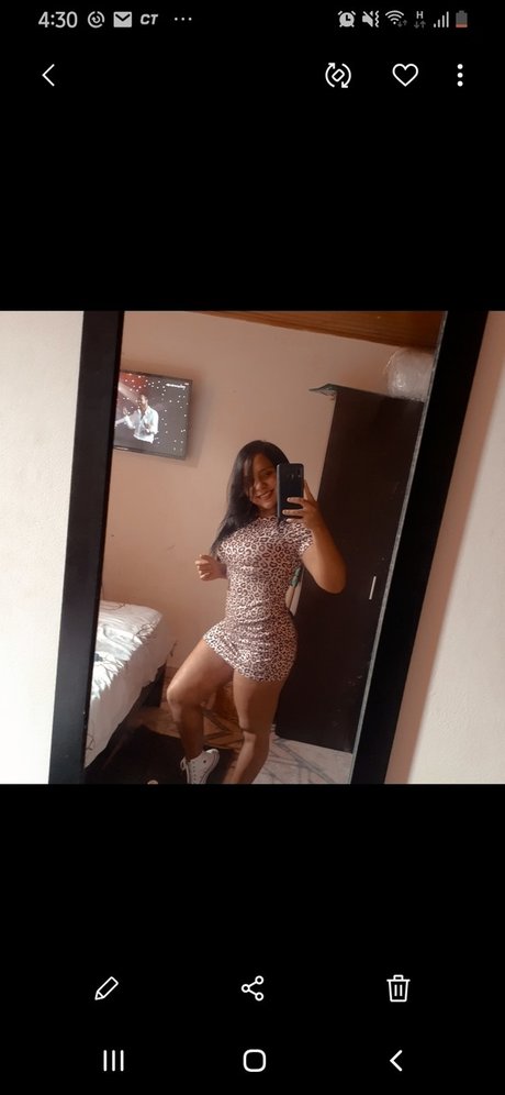 Mary Velasquez HDスター ギャラリー