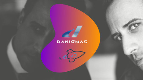 Danigmas 美しいモデル 写真