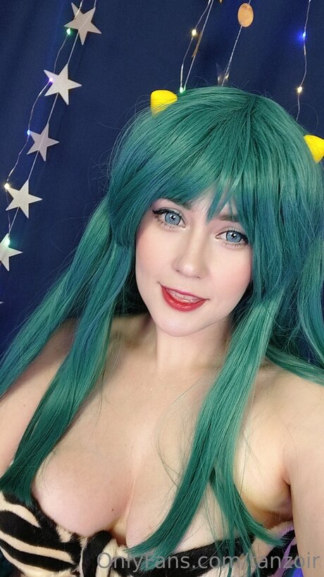 Ecchizoir モデル 写真