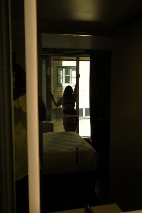 Erica St James 素敵なモデル アーカイブ