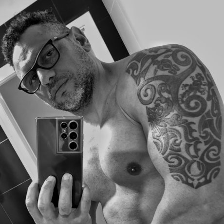 Gaby Fitness ポルノスター 独占 画像