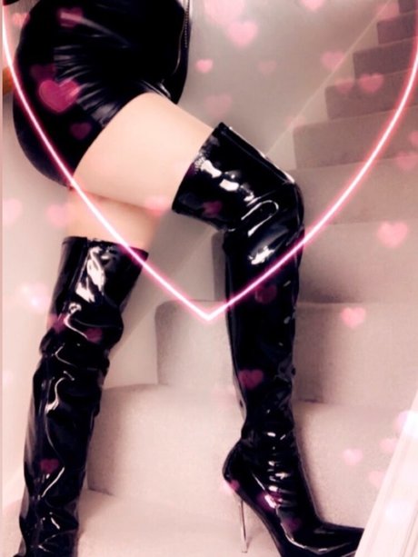 Feet Food amp amp Travel Mistress トップモデル ギャラリー