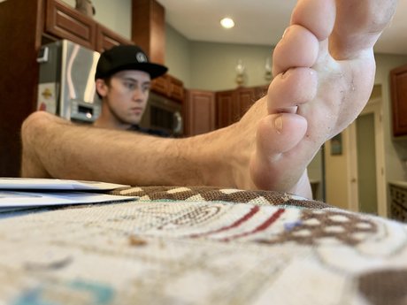 お金 オンリーファンズ えろた 写真