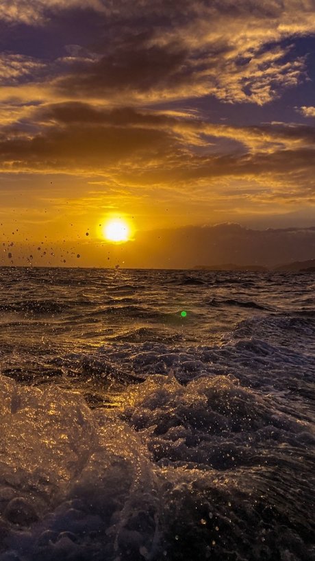 now we re connected thru expreSSion_ xxxモデル 画像