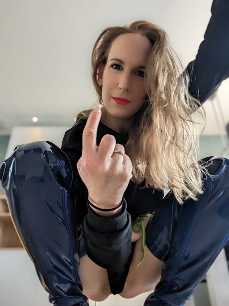 NaomiCUPH_ エロティックなポルノスター 写真