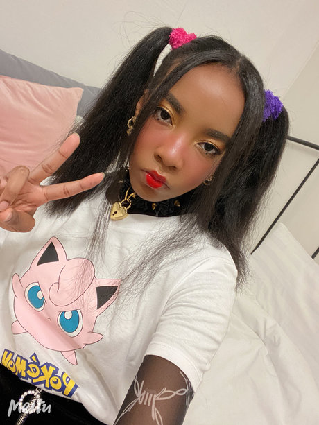 NaNa Pinku 素敵なポルノスター ギャラリー