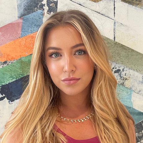 Emma Blake 完璧なポルノスター 写真