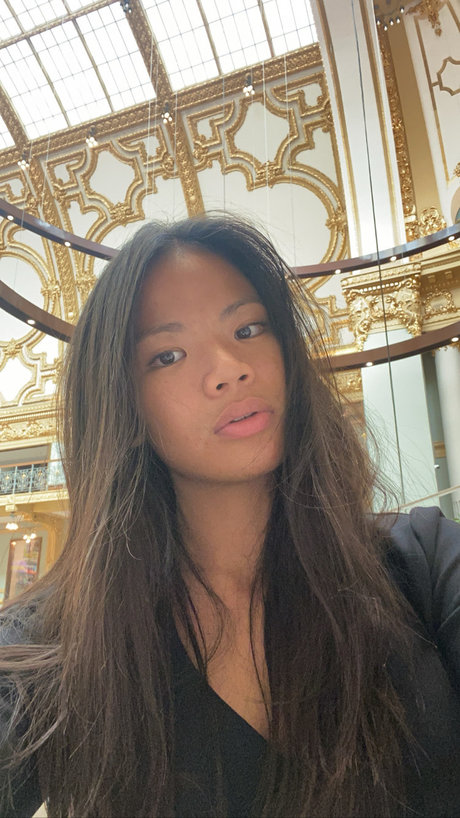 Natasha Zevanya 美しいスター 写真