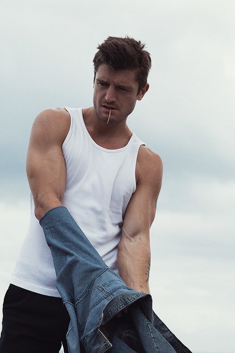 Fireman freee_ ポルノモデル アーカイブ