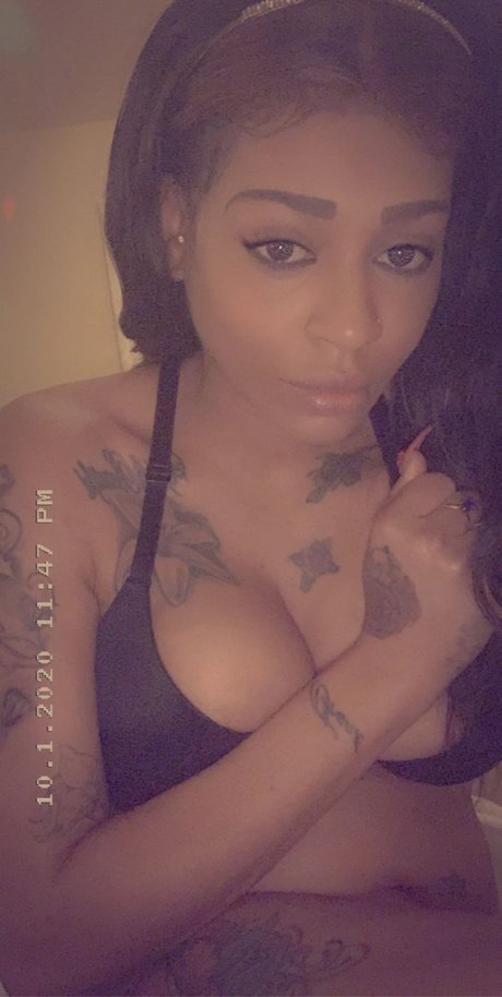 Yayofeva1 ポルノスター 素敵 写真