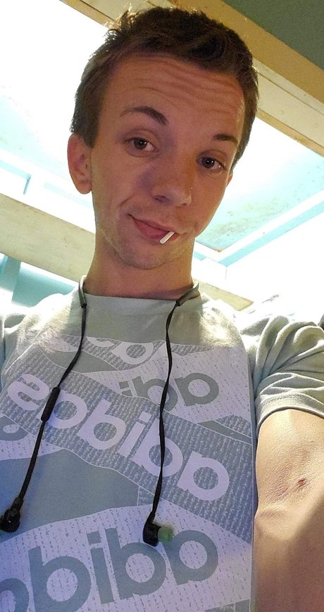 Alexander Devine 可愛いモデル 写真