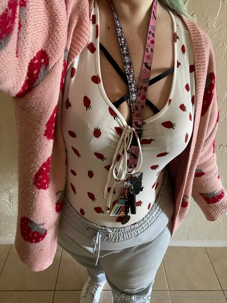 ヌード 屋外 OnlyFans 無料エロ 画像