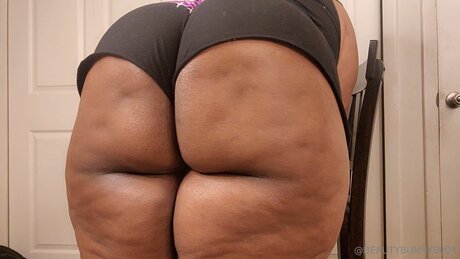 beautybunnny8004 裸のモデル 画像