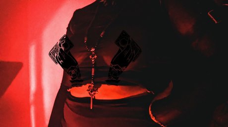 Neon Venom 独占スター 写真