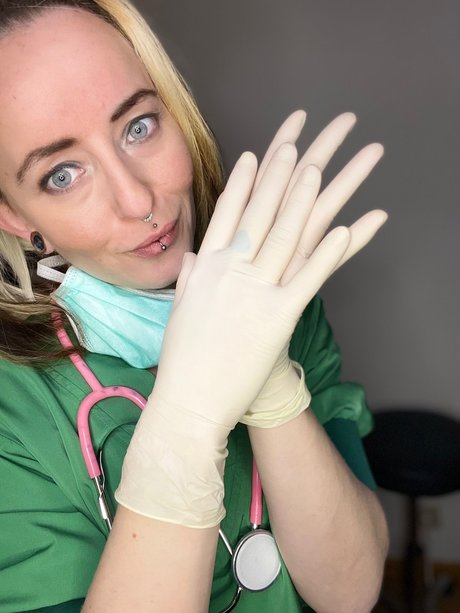 Miss Nena 完璧なポルノスター 画像