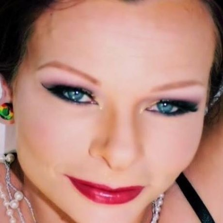 男性TikTokスターOnlyFans 無料ポルノ 写真