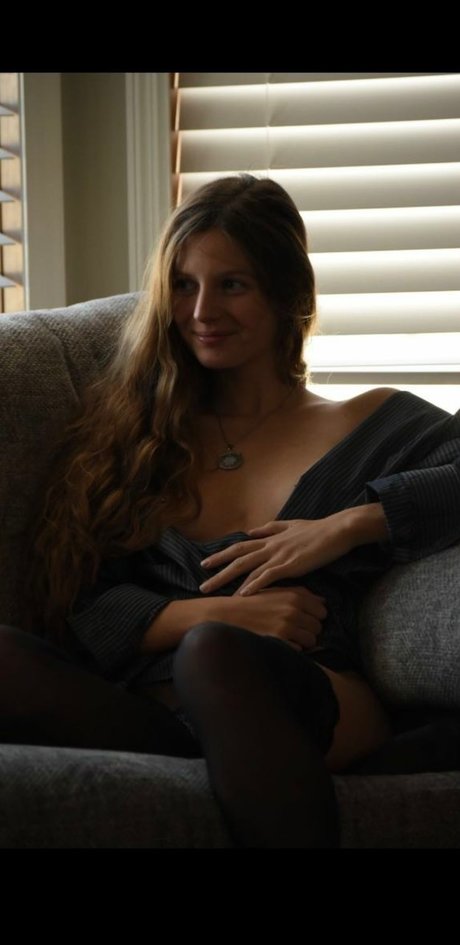 Allielicious 完璧な女優 写真