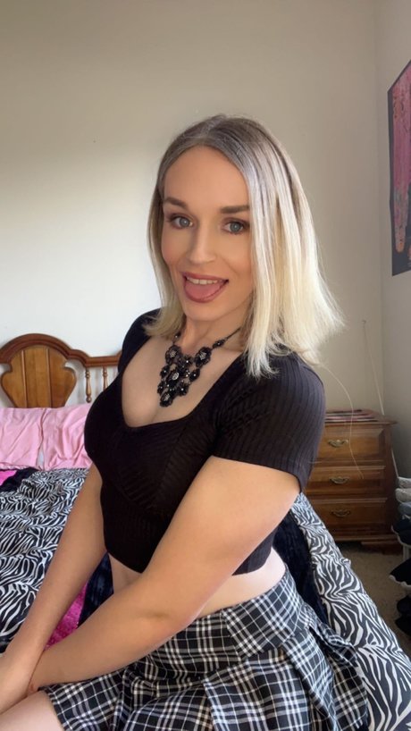 Nikki Chanel 女優 写真