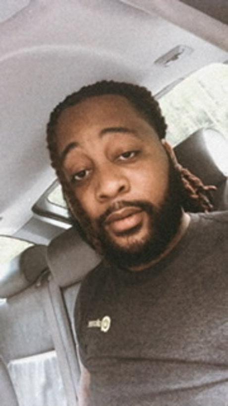 BiGG Fino 裸のモデル 画像