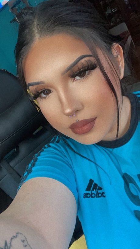 Alexiss ポルノ女優 写真