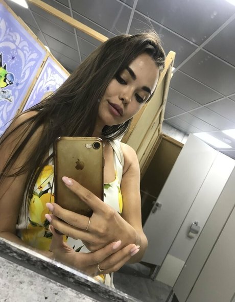 ティーンシーメールオンリーファンズ えろた ギャラリー