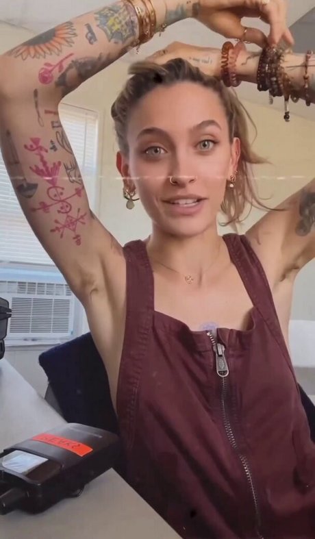 Paris Jackson セックスモデル 写真