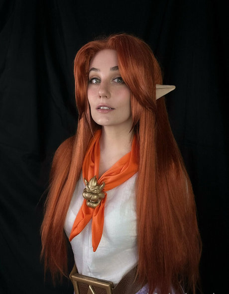 毛深いラテン系オンリーファンズ セクシー裸 写真