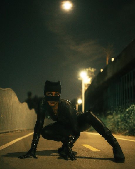 Kiera Please アダルトモデル アーカイブ