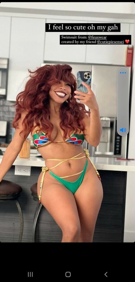 小さなオンリーファンズ ホットセックス 写真